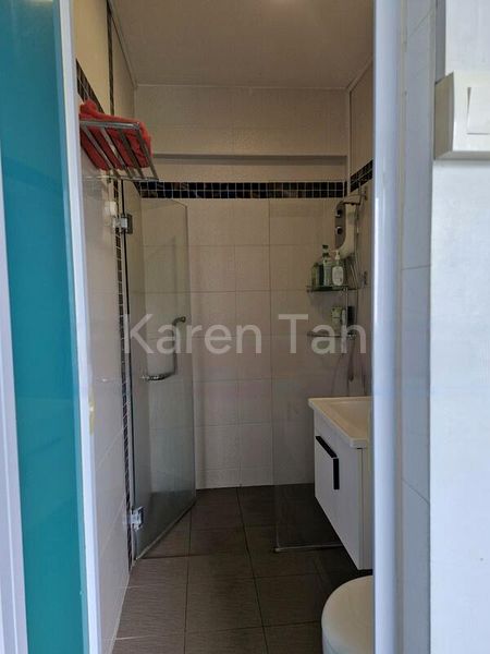 5 Room (5I) HDB for Rent in  567 Hougang Street 51 - Image 6